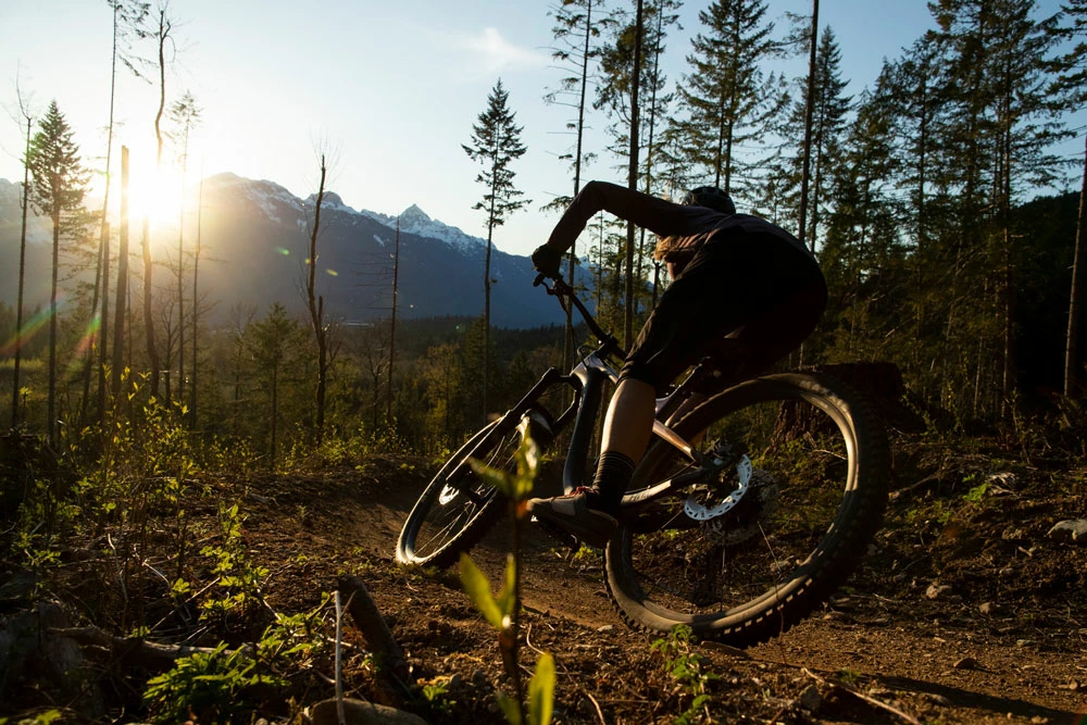 Shimano DEORE BR-M6120 Post-Mount D02S Bremssattel 7 Shimano DEORE BR-M6120 Post-Mount D02S Bremssattel – Bild 5